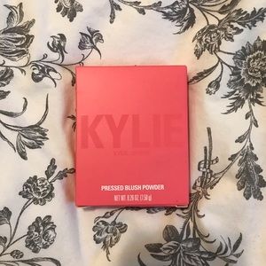 KYLIE COSMETICS BLUSH in VIRGINITY